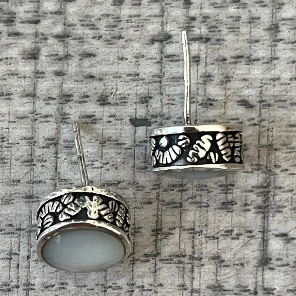 Sterling Silver Mother of Pearl Circular Stud Earrings with Antiqued Detail